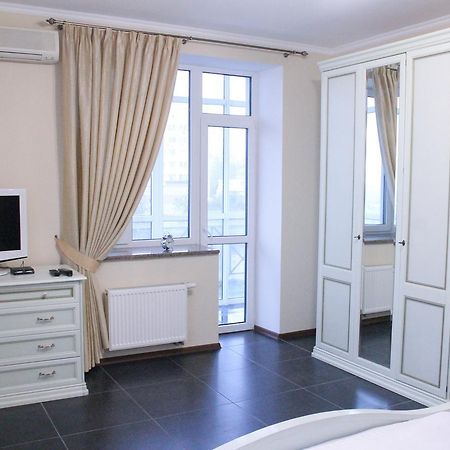Apartment On Lukyanovska Киев Екстериор снимка