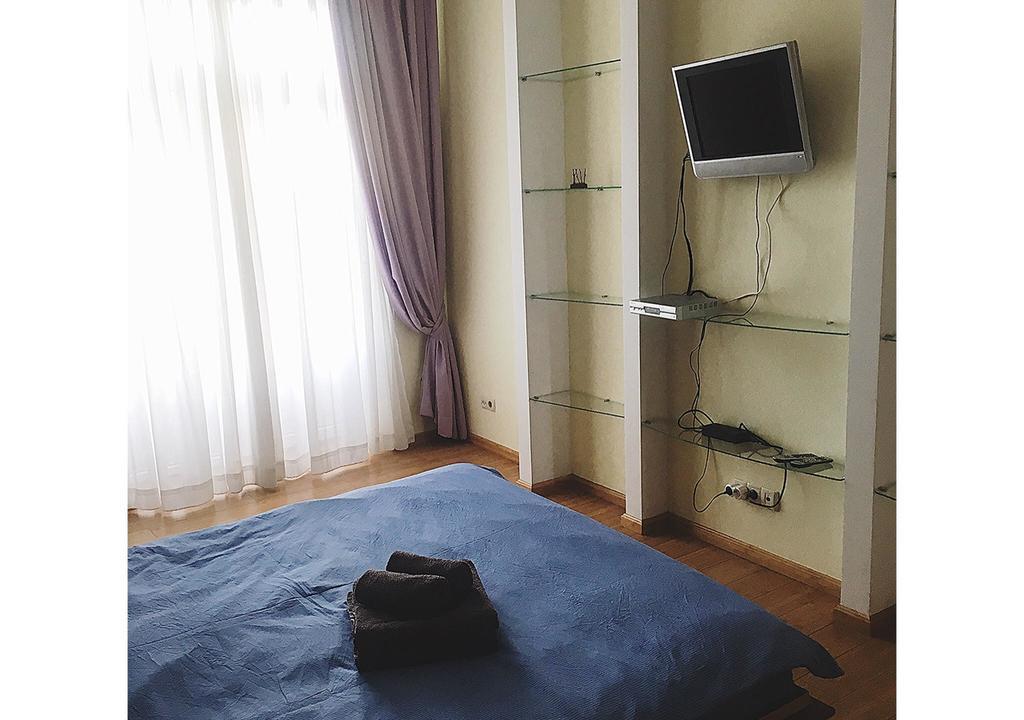 Apartment On Lukyanovska Киев Екстериор снимка