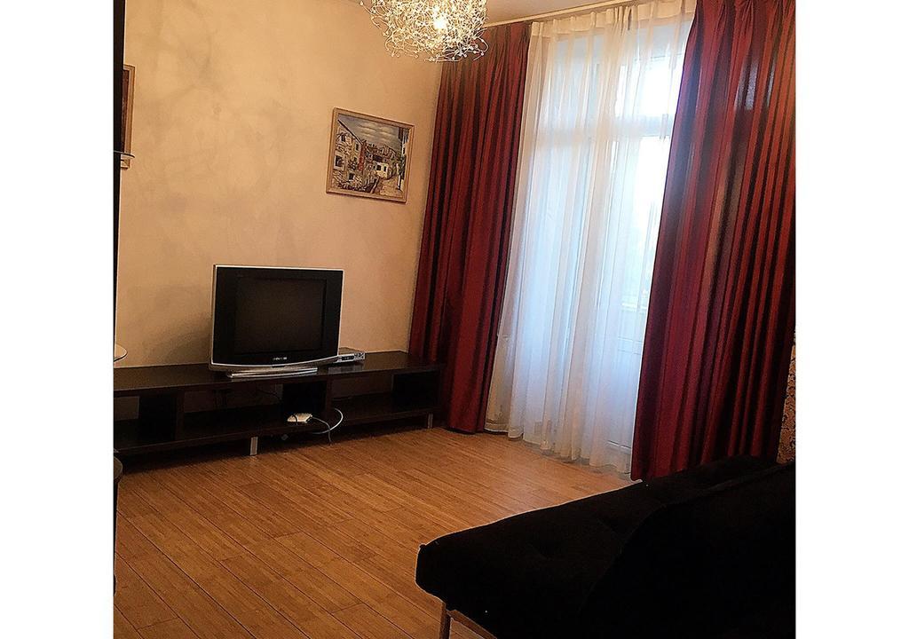 Apartment On Lukyanovska Киев Екстериор снимка
