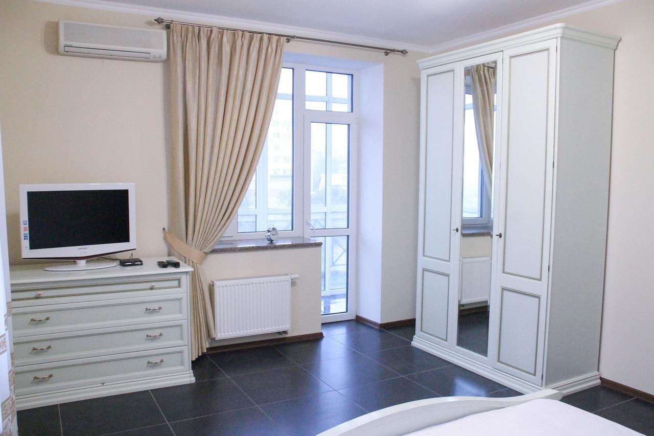 Apartment On Lukyanovska Киев Екстериор снимка