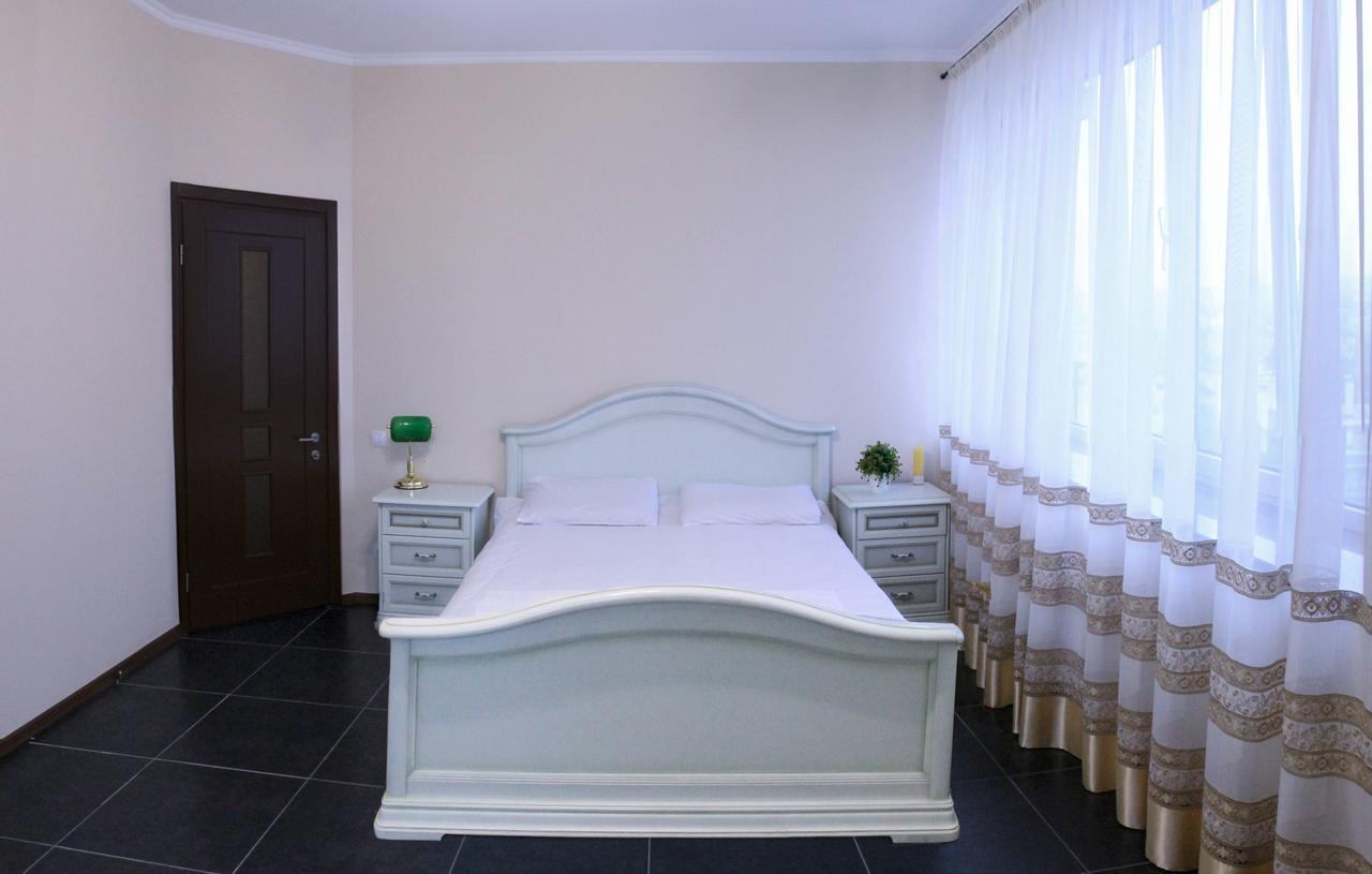 Apartment On Lukyanovska Киев Екстериор снимка
